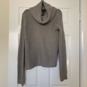 F21 Gray Turtleneck Chunky Knit Sweater